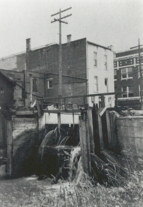 Lock on canal at 3rd Street